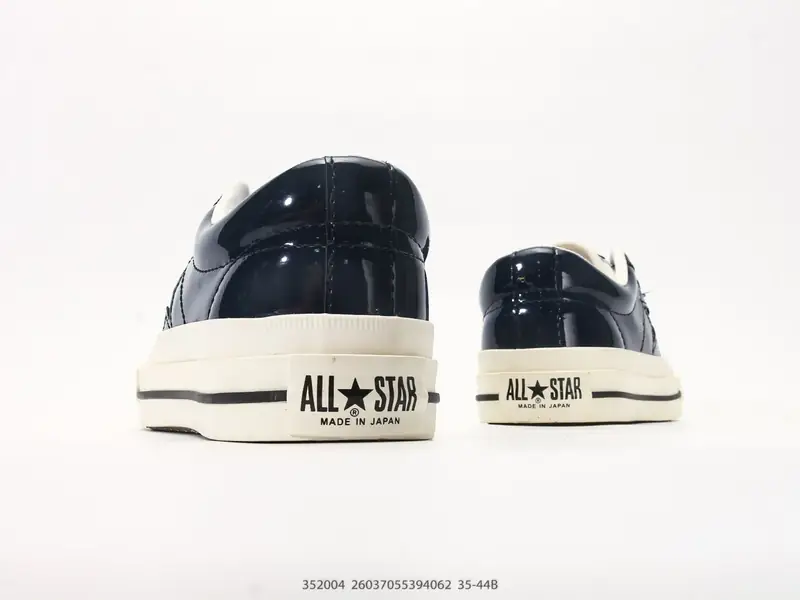 Other Sports Shoes Classic Low-Top 352004 #26037055394062