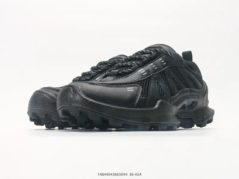 Ecco爱步 Biom C-Trail 健步C 舒适时尚 简约时尚 减震防滑 低帮休闲鞋 戈尔防水薄膜内衬提供强大的透气性与防水性 有效阻隔外部水分渗透 确保双脚保持干爽舒适 自然律动科技 符合人体 803324 #14844043665044