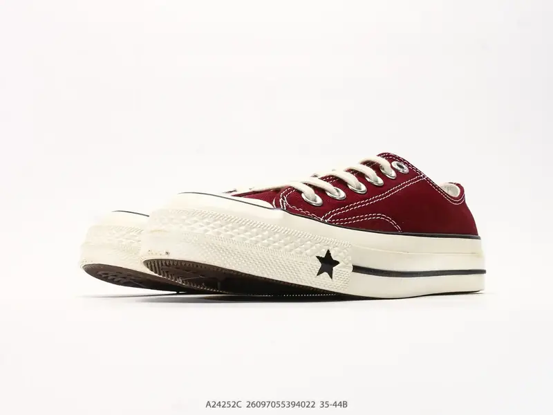 Sonstige Sportschuhe Klassisch Niedrig A24252C