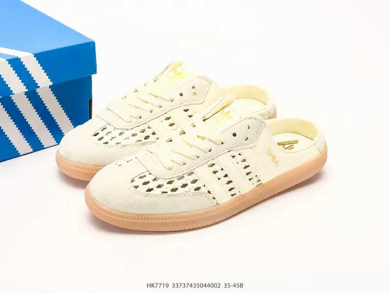 Adidas Sepatu Kasual Low Top HK7719 #33737435044002
