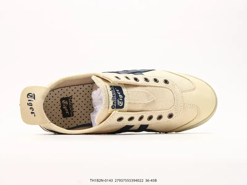 鬼冢虎Onitsuka Tiger Mexico 66® Paraty 百搭单品板鞋 MEXICO 66是鬼冢虎旗下最经典的款式，李小龙最喜欢的 TH1B2N-0143 #27937555394022