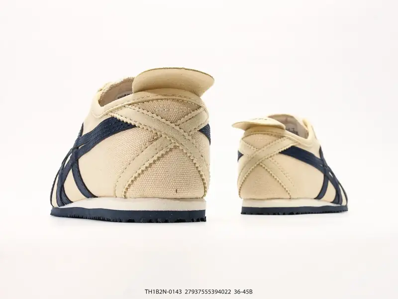 鬼冢虎Onitsuka Tiger Mexico 66® Paraty 百搭单品板鞋 MEXICO 66是鬼冢虎旗下最经典的款式，李小龙最喜欢的 TH1B2N-0143 #27937555394022