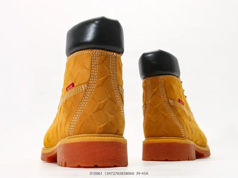 Timberland Scarpe casual Impermeabile Classico Alto TB010061 #13472765838066