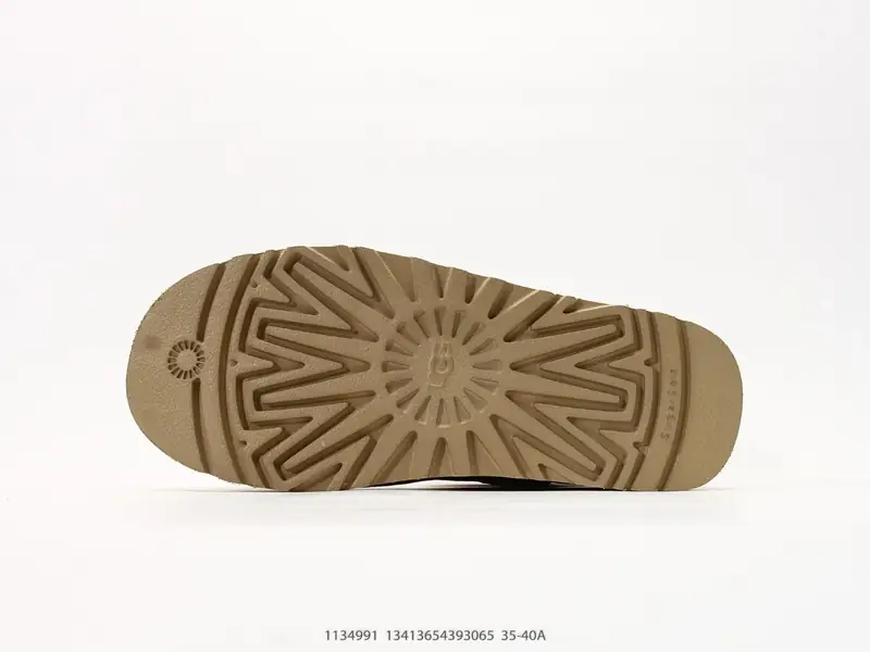 UGG CLASSIC MINI DIPPER 轻便舒适 麂皮中桶 厚底5cm 保暖雪地靴 1134991 #13413654393065