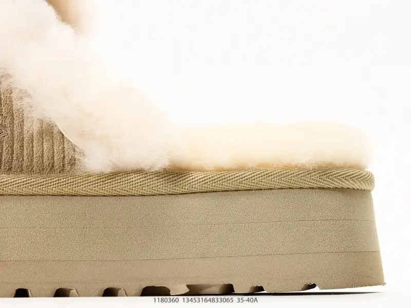 UGG W DISQUETTE HERITAGE厚底复古毛绒拖鞋 皮毛一体 鞋头区域带有类似灯芯绒的竖条纹理印花麂皮 搭配 1180360 #13453164833065