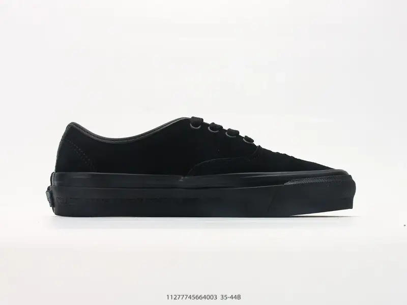 Vans Scarpe sportive Classico Collaborazione Basso VN000XVJBLA #11277745664003
